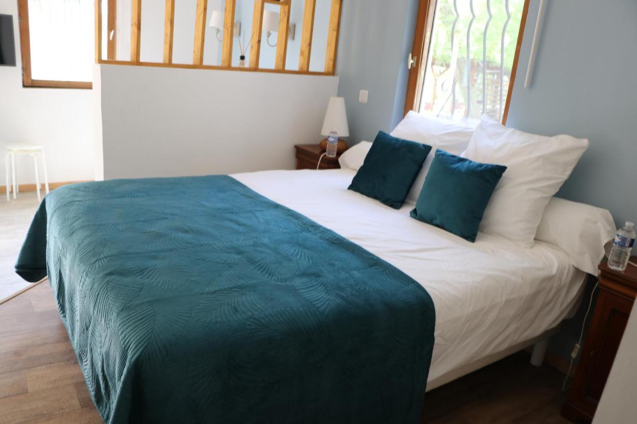 Le Mas Des Cerisiers Jacuzzi Et Sauna Inclus Pour Tous Les Logements Avignon Eksteriør billede
