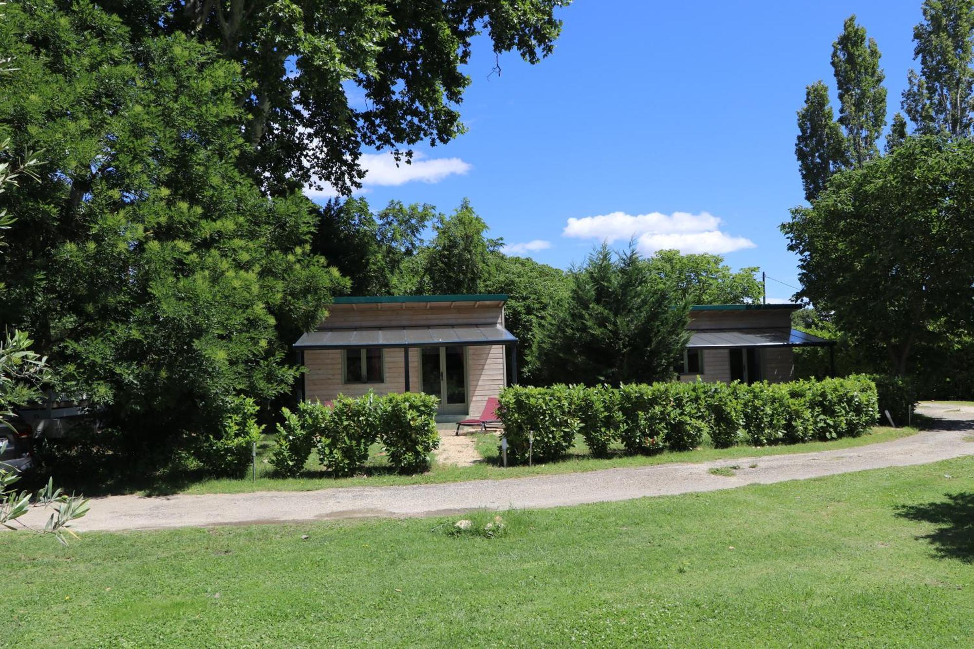 Le Mas Des Cerisiers Jacuzzi Et Sauna Inclus Pour Tous Les Logements Avignon Eksteriør billede