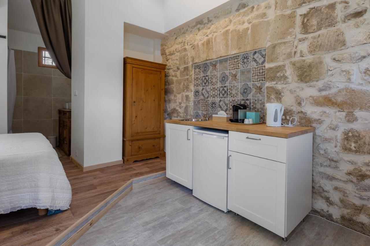 Le Mas Des Cerisiers Jacuzzi Et Sauna Inclus Pour Tous Les Logements Avignon Eksteriør billede